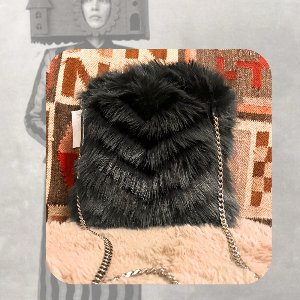 🆕 dark gray charcoal faux fur cross body bag